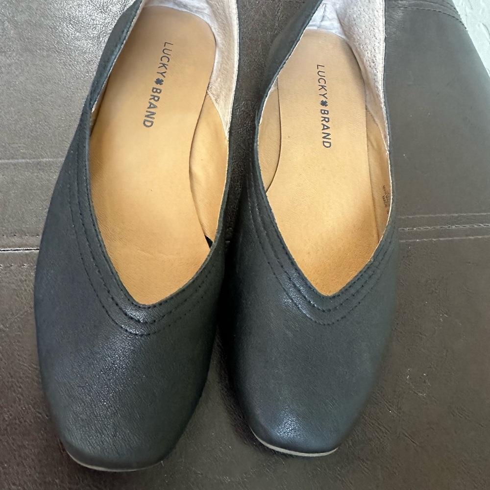 Lucky Brand Women's black Loafers